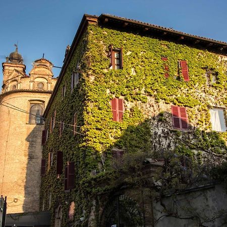 L'Aromatario Panzió Neive Kültér fotó