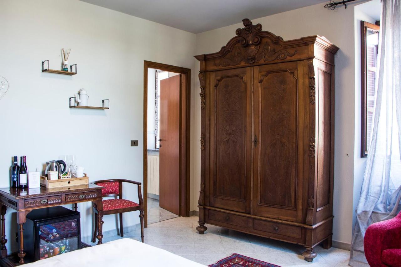 L'Aromatario Panzió Neive Kültér fotó