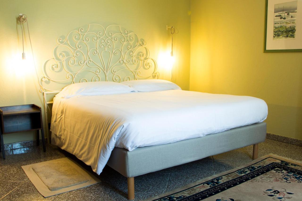 L'Aromatario Panzió Neive Kültér fotó