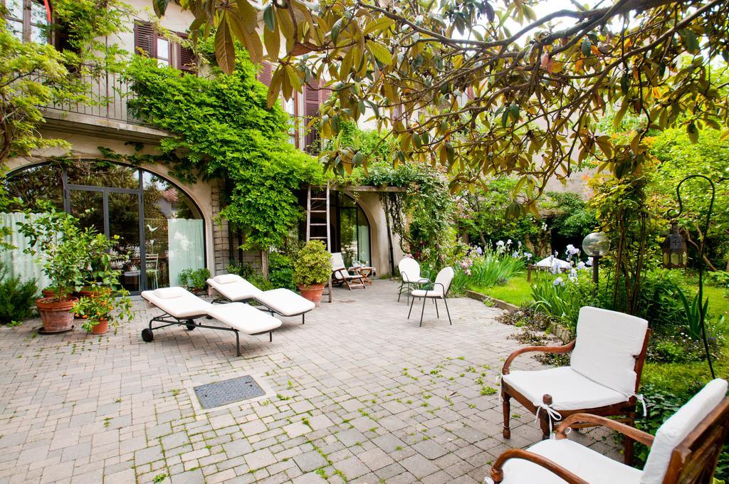 L'Aromatario Panzió Neive Kültér fotó