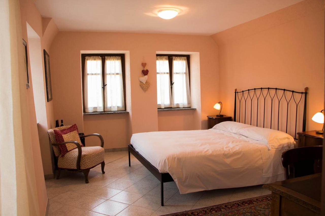 L'Aromatario Panzió Neive Kültér fotó